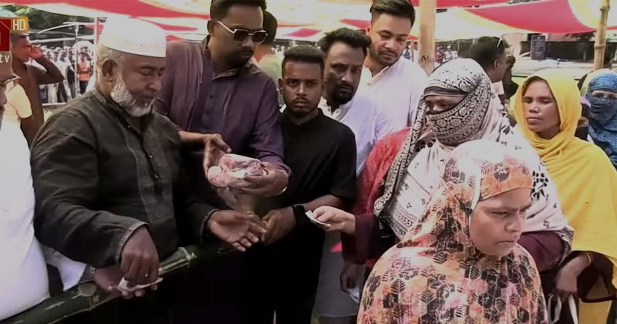 জিয়াউর রহমানের শাহাদাত বার্ষিকীতে আব্দুস সাত্তার ফাউন্ডেশনের মাংস বিতরণ