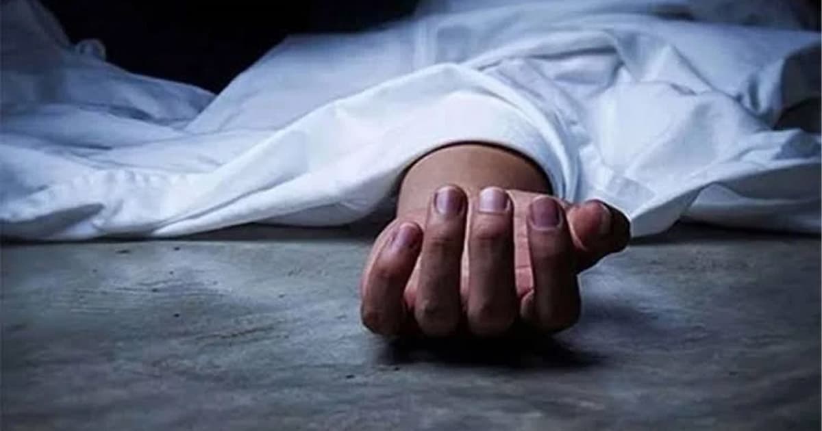 শ্রীপুরে অন্তঃসত্ত্বা নারীর ঝুলন্ত মরদেহ উদ্ধার, স্বামী আটক