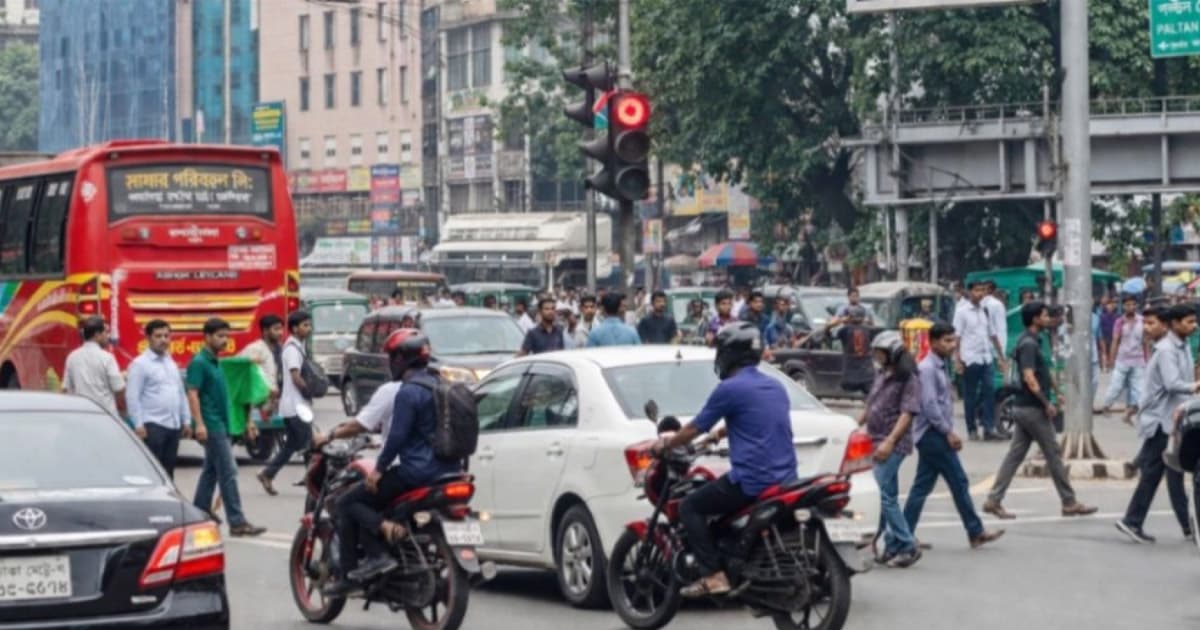 ভিডিও ফুটেজ দেখে মামলা, হাজিরা না দিলে গ্রেপ্তারি পরোয়ানা