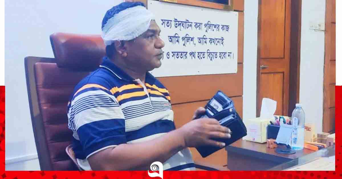ফতুল্লায় শিশু ধর্ষণের ঘটনায় জনতার ইটের আঘাতে ওসি আহত
