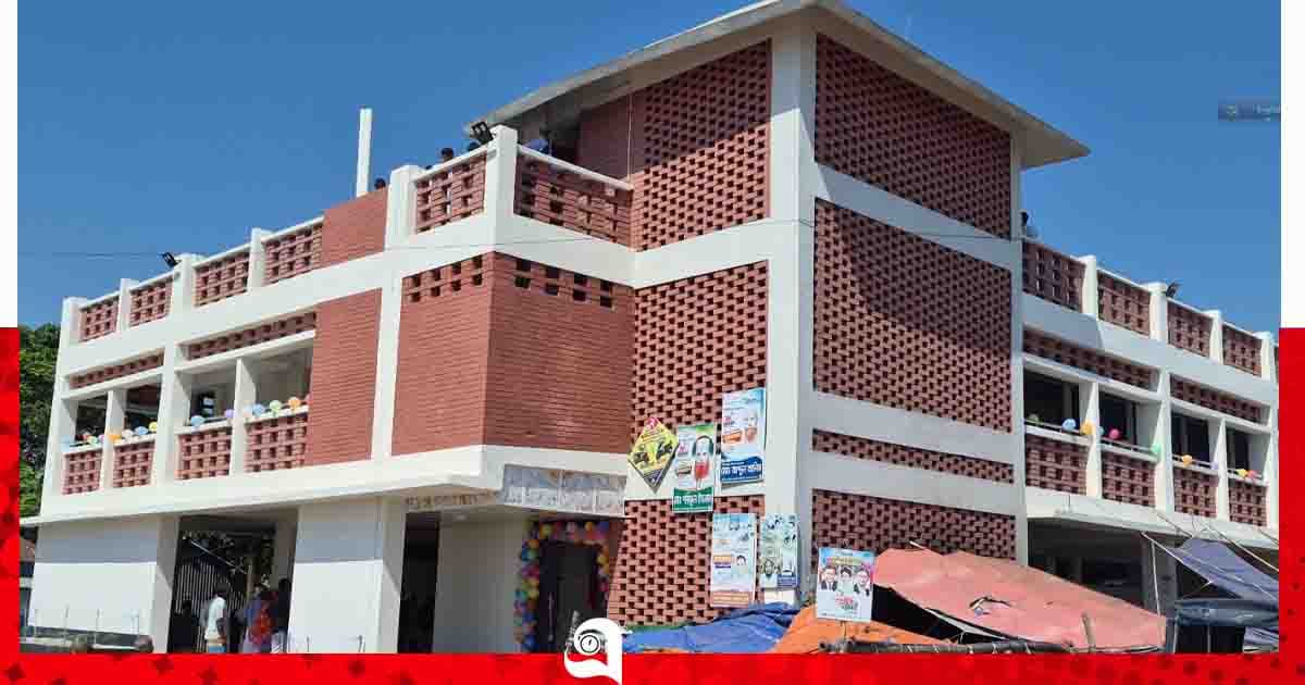 গুরুদাসপুরে ২ কোটি ৭৯ লাখ টাকা ব্যয়ে বিলসা হাট ভবন উদ্বোধন