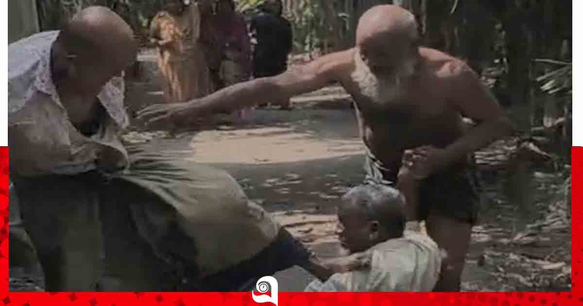আদালতে সাক্ষ্য দেওয়ায় বৃদ্ধকে পিটিয়ে বিবস্ত্র করার অভিযোগ