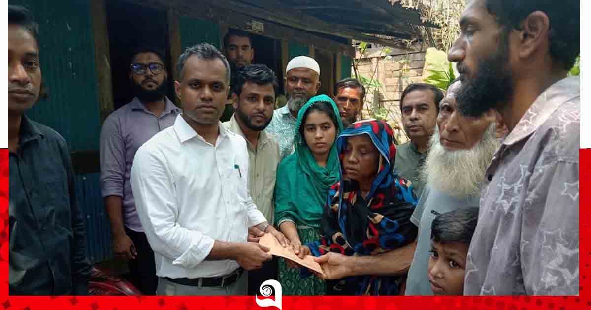 ভ্যান উল্টে বাবা নিহত, গুরুতর আহত শিশুসহ তিন সন্তানের ভবিষ্যৎ অনিশ্চিত