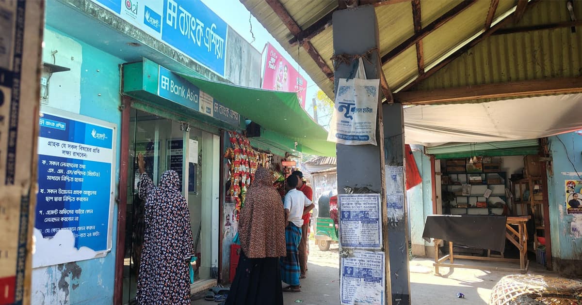 তাড়াশে ভাতা বন্ধ ১৫ হাজার উপকারভোগীর