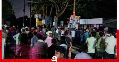 বাস টার্মিনালে ভাড়া নিয়ে সংঘর্ষ ও ককটেল বিস্ফোরণ, আহত ২০