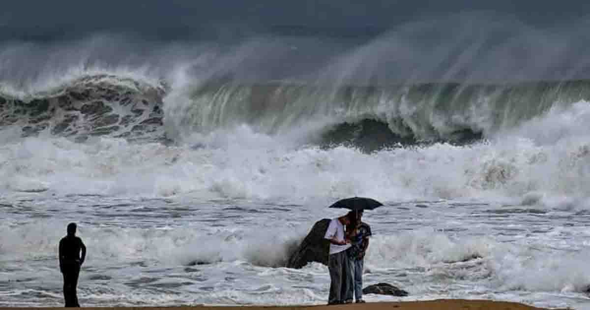 অন্ধ্রপ্রদেশে আছড়ে পড়ল ঘূর্ণিঝড় ‘অর্ণব’