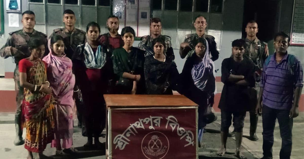 মহেশপুর সীমান্ত থেকে ৩ ভারতীয় নাগরিকসহ আটক ৯