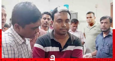 সুগন্ধা নদীতে ইটের স্তূপে স্পিডবোটের ধাক্কা, ইউএনও আহত