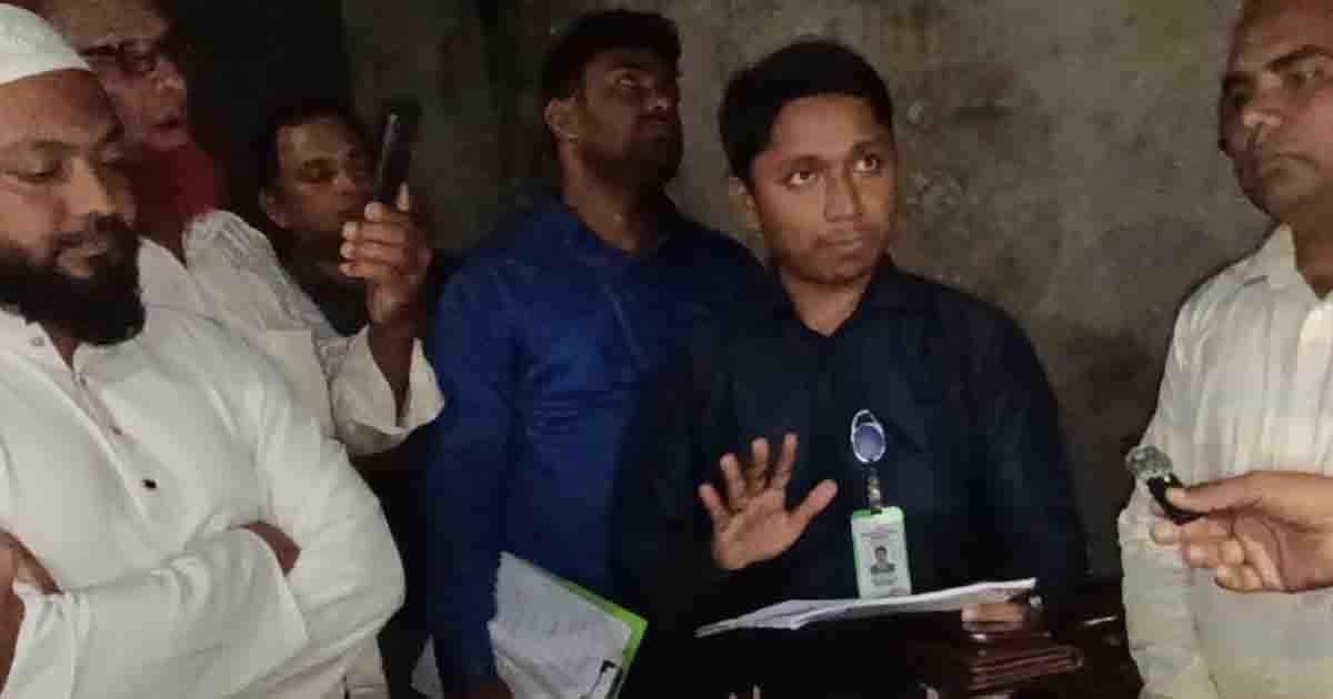 পাটগ্রামে সিলগালা গোডাউন উন্মুক্ত