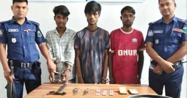 মান্দায় মাদক ও দেশীয় অস্ত্রসহ গ্রেপ্তার ৩