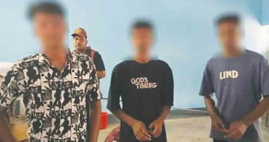 ঠাকুরগাঁওয়ে জাল ভোট দিতে এসে আটক তিন শিক্ষার্থী