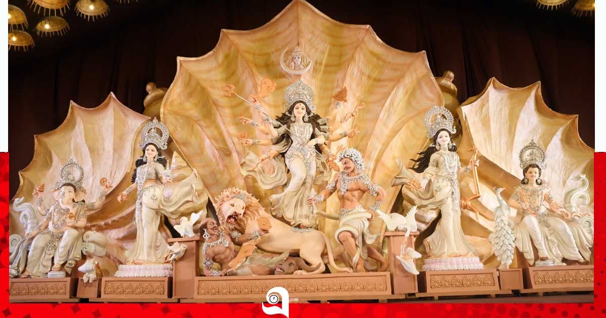 শারদীয় দুর্গোৎসবের মহানবমী আজ