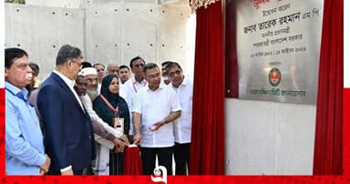 ওসমানী উদ্যানে জুলাই স্মৃতিস্তম্ভ উদ্বোধন করলেন প্রধানমন্ত্রী