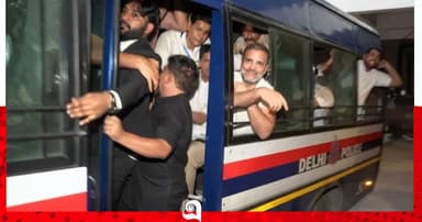 সিইসির বিরুদ্ধে বিক্ষোভ: আটক রাহুল ও প্রিয়াঙ্কা গান্ধী