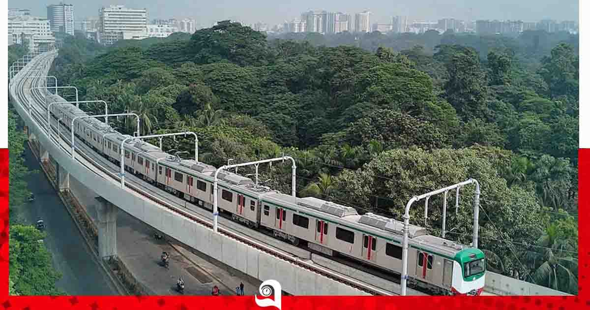 মাঝপথেই মেট্রো রেলের দরজা খেলায় আতঙ্ক, বন্ধ থাকে চলাচল