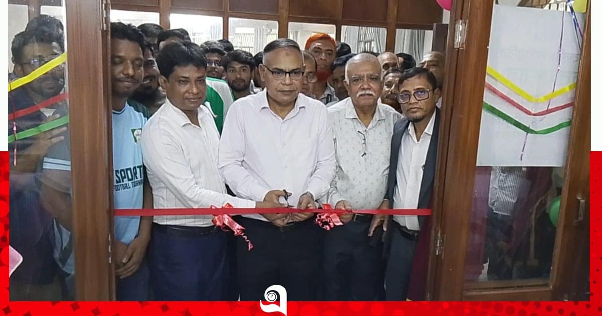 ইবিতে ‘জব কর্নার’ চালু করলেন ভিসি