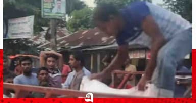 রায়পুরে আ'লীগ নেতার গোডাউন থেকে বিপুল পরিমাণ সার জব্দ