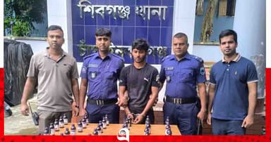 শিবগঞ্জে ৩৬ বোতল এস্কাফ সিরাপসহ গ্রেপ্তার ১