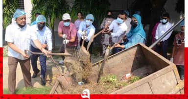 বগুড়ায় যৌথ উদ্যোগে ডেঙ্গুপ্রতিরোধী পরিচ্ছন্নতা অভিযান পরিচালিত