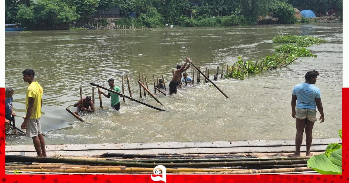 আত্রাই নদীতে অবৈধ সৌতি জাল বসানোর স্থাপনা উচ্ছেদ