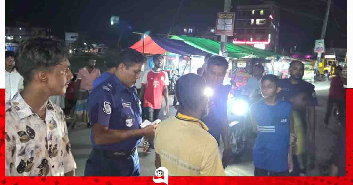 বাউফলে থানার কাছে চার ককটেল বিস্ফোরণ, আতঙ্কে স্থানীয়রা