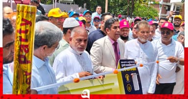 বিশ্ববিদ্যালয় দিবসে চুয়েট শিক্ষার্থীদের জন্য ৬টি বাস উপহার