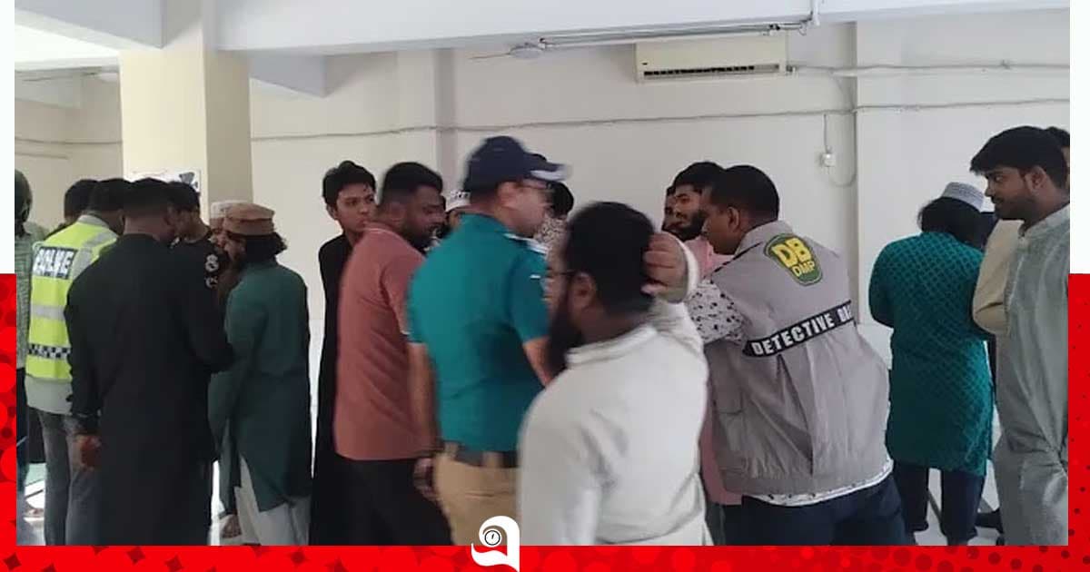 তেজগাঁও কলেজের মসজিদ থেকে আটক ২৩