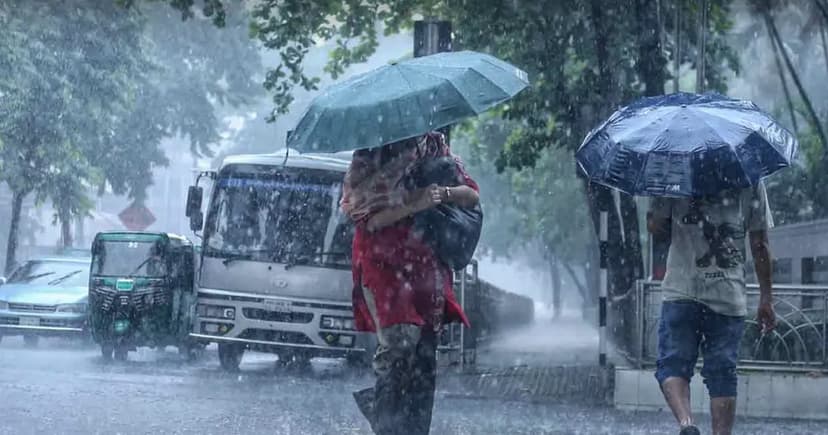 ঢাকায় গুঁড়ি গুঁড়ি বৃষ্টির আভাস