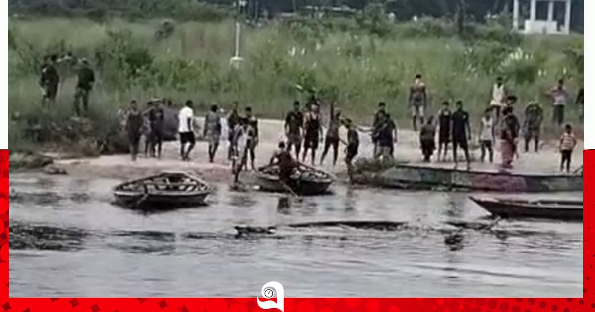 সীমান্তে ফাঁকা গুলি করে নৌকা নিয়ে গেল বিএসএফ