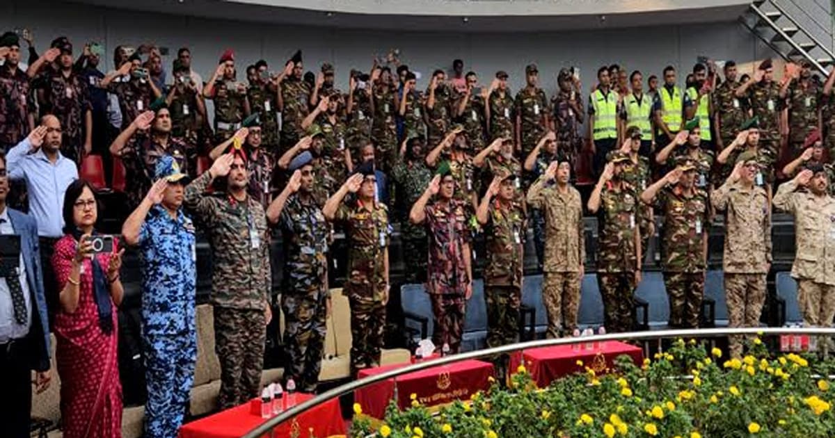 ন্যাশনাল ডিফেন্স কোর্স দলের বেনাপোল স্থলবন্দর পরিদর্শন