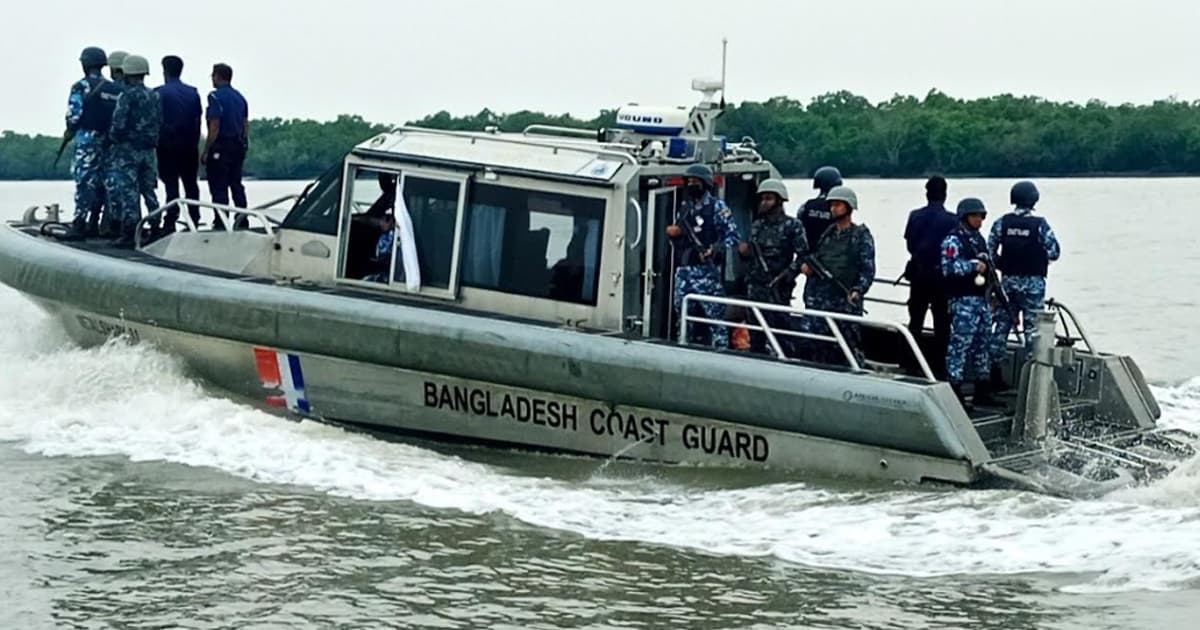 দেড় বছরে ৬১ বনদস্যু আটক, আগ্নেয়াস্ত্র-পর্যটকসহ ৮১ বনজীবী উদ্ধার