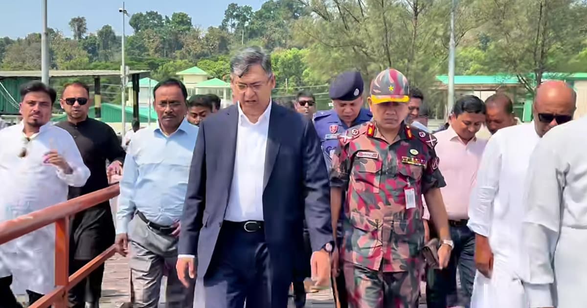 মিয়ানমারের সংকটে স্থবির বন্দর পরিদর্শনে স্বরাষ্ট্রমন্ত্রী