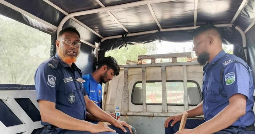 দেওয়ানগঞ্জে তেল মজুতের দায়ে যুবকের কারাদণ্ড