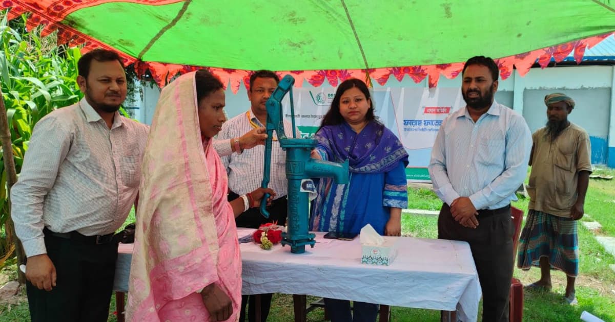 সৈয়দপুরে হতদরিদ্রদের মাঝে টিউবওয়েল বিতরণ