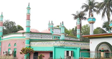 কুমার নদের তীরে মন জুড়ানো এক শাহী মসজিদ