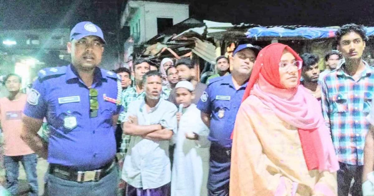 বকশীগঞ্জে অতিরিক্ত দামে জ্বালানি তেল বিক্রির দায়ে জরিমানা