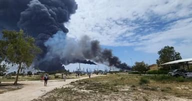 ‘যুদ্ধবিরতি লঙ্ঘন’ করে তেল শোধনাগারে হামলা, ইরানের পাল্টা আঘাত