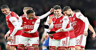 আর্সেনাল কি পারবে এবারে প্রিমিয়ার লিগ চ্যাম্পিয়ন হতে