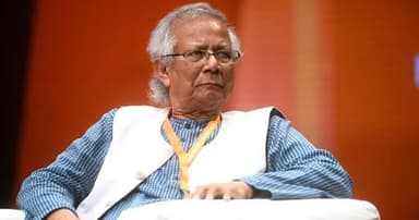 ড. ইউনূসের দেশত্যাগে নিষেধাজ্ঞা চেয়ে লিগ্যাল নোটিশ