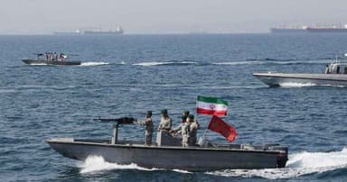 হরমুজ প্রণালি ফের বন্ধ করলো ইরান