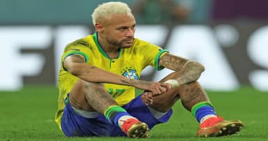 ‘মনে হচ্ছিল কফিনে শুয়ে আছি’—কাতার বিশ্বকাপের দুঃস্বপ্ন নিয়ে নেইমার