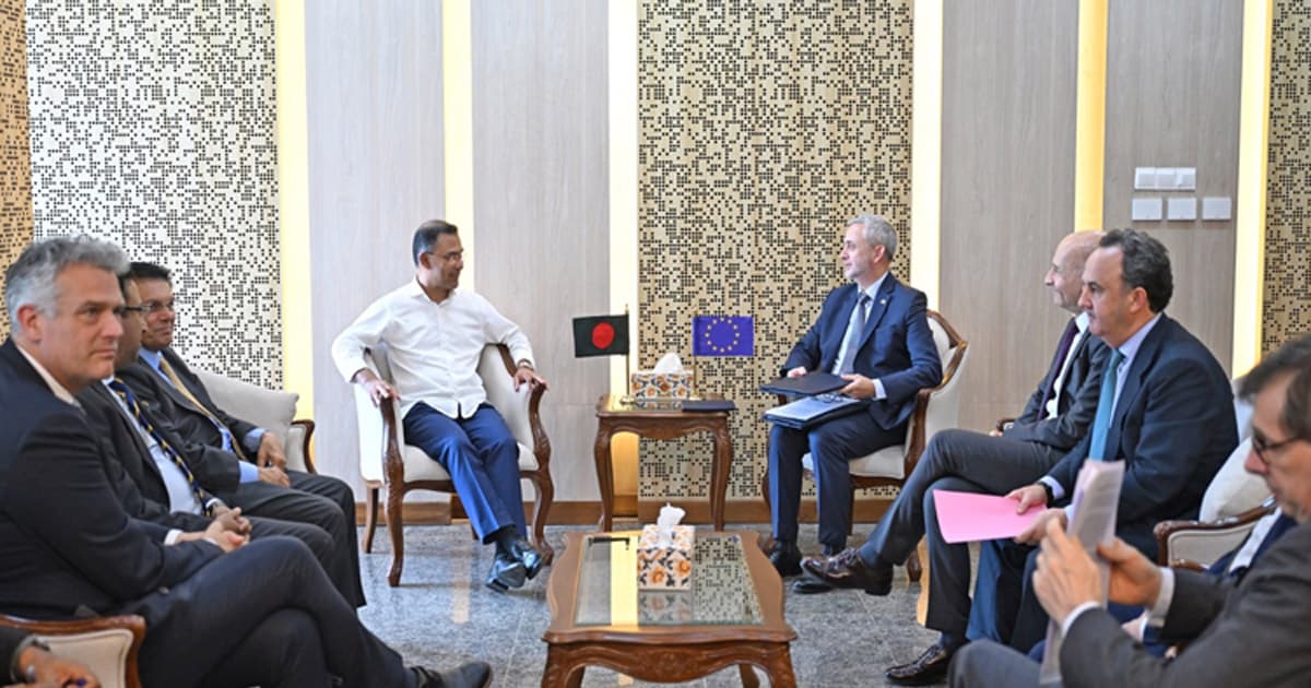 প্রধানমন্ত্রীর সঙ্গে ইইউ প্রতিনিধি দলের সৌজন্য সাক্ষাৎ