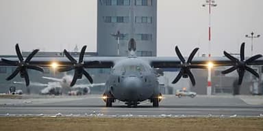 দ্বিতীয় ক্রুকে উদ্ধারে যাওয়া যুক্তরাষ্ট্রের দুই বিমান ধ্বংস