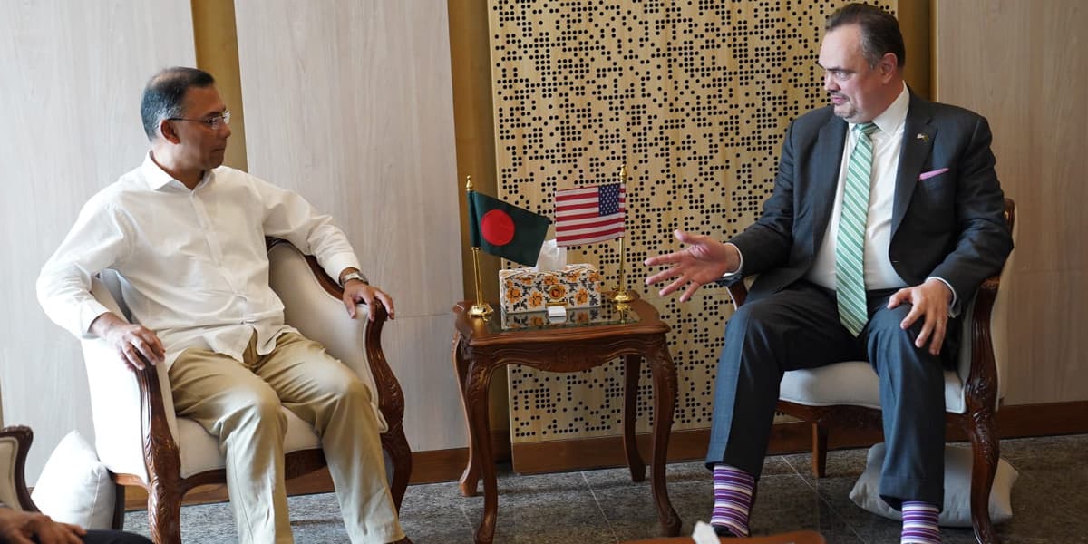প্রধানমন্ত্রীর সঙ্গে মার্কিন রাষ্ট্রদূতের সৌজন্য সাক্ষাৎ