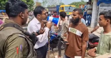 দিনে দুইবার তেল নিতে গিয়ে ধরা