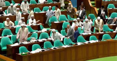 সংসদে আবারও বিরোধী দলের ওয়াকআউট