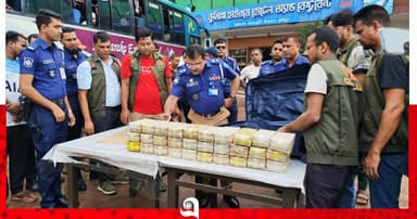 ৩ লাখ পিস ইয়াবাসহ ২ জন আটক