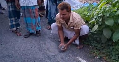 জুনে তৈরি আগস্টেই গর্ত, শরীয়তপুরে চার কোটি টাকার সড়কে হরিলুট