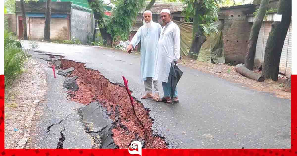 আমতলীতে নির্মাণাধীন সড়কে ২০০ ফুট ধস, চরম ঝুঁকি