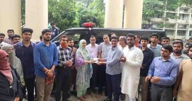 জরুরি স্বাস্থ্যসেবায় শিক্ষার্থীদের জন্য জকসুর অ্যাম্বুলেন্স উপহার